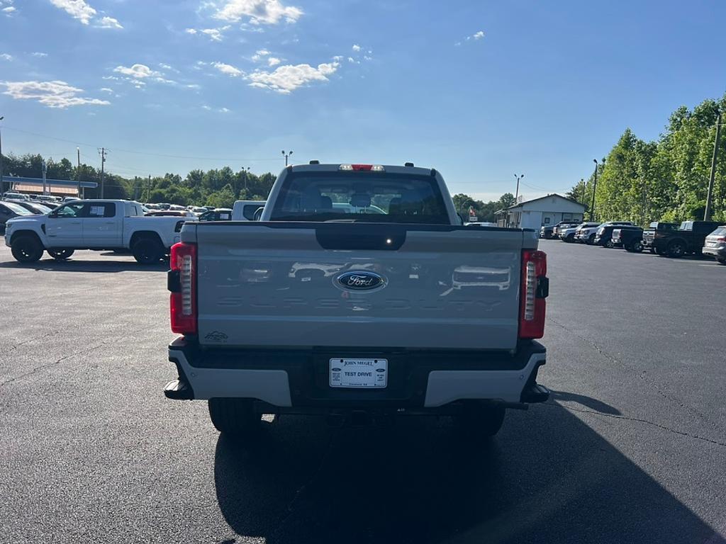 new 2025 Ford F-250 car, priced at $65,870
