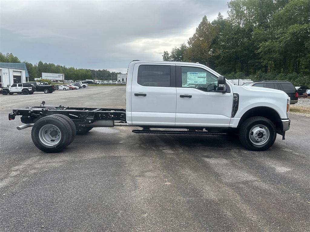 new 2026 Ford F-350 car, priced at $63,300