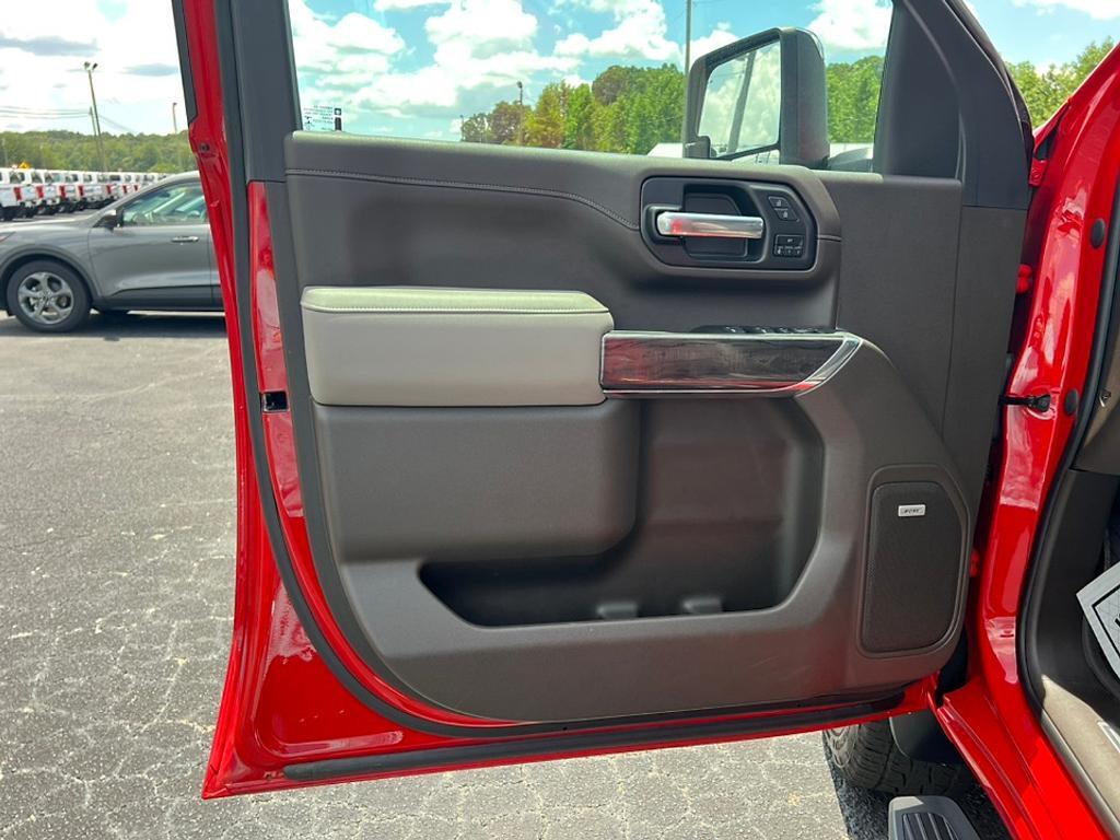 used 2023 Chevrolet Silverado 2500 car, priced at $59,998