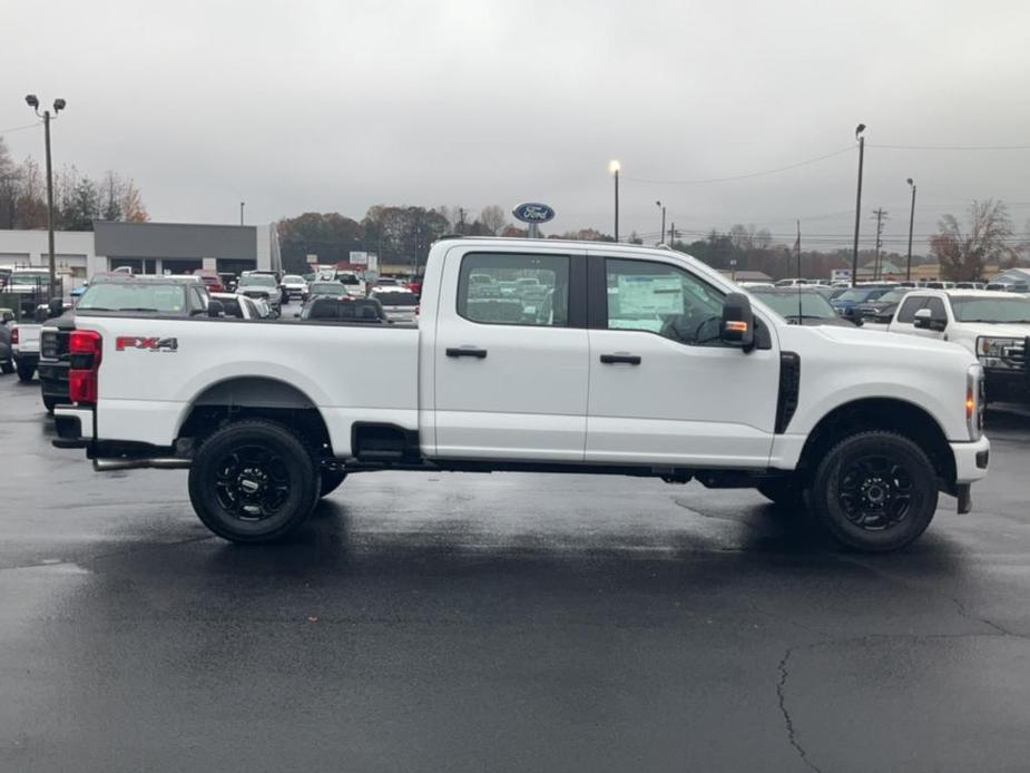 new 2024 Ford F-250 car, priced at $54,810