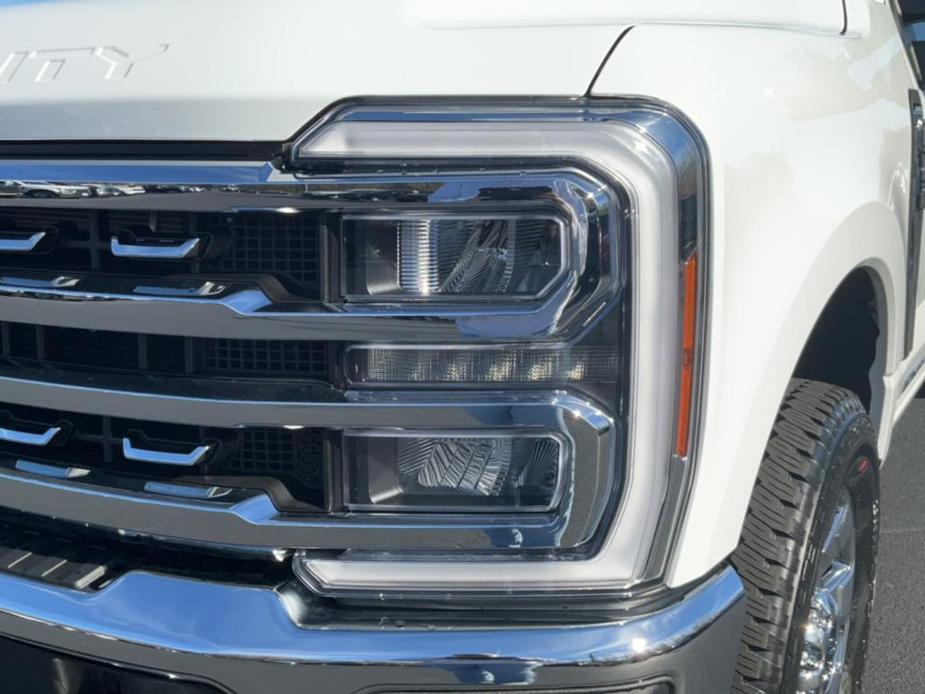 new 2024 Ford F-250 car, priced at $80,690