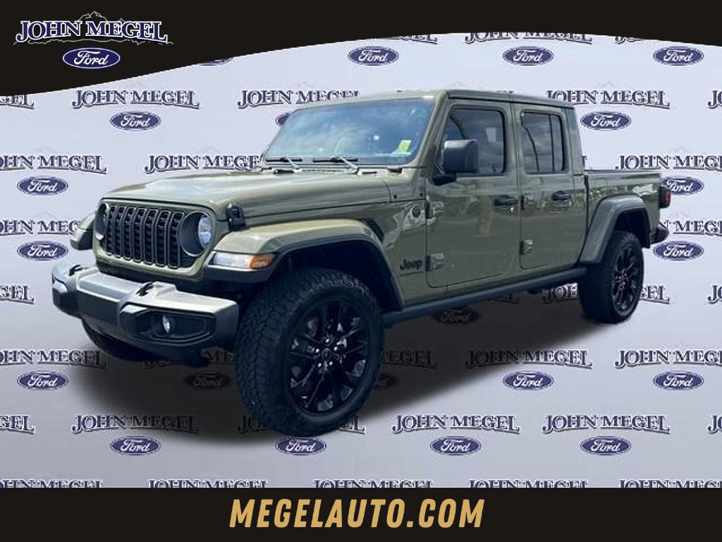 used 2025 Jeep Gladiator car, priced at $38,923