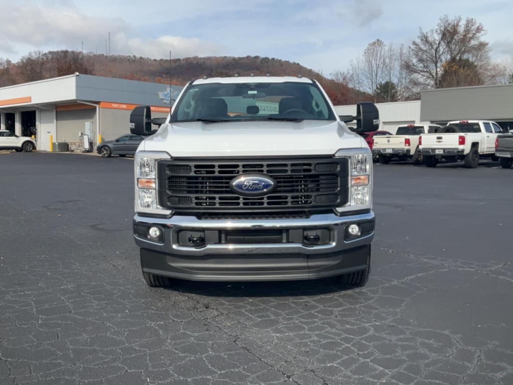 new 2024 Ford F-250 car, priced at $47,570