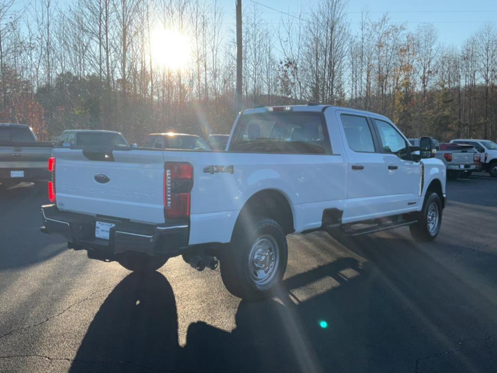 new 2024 Ford F-350 car, priced at $62,880