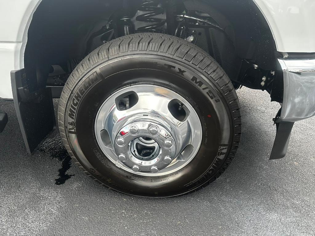 new 2025 Ford F-350 car, priced at $86,875