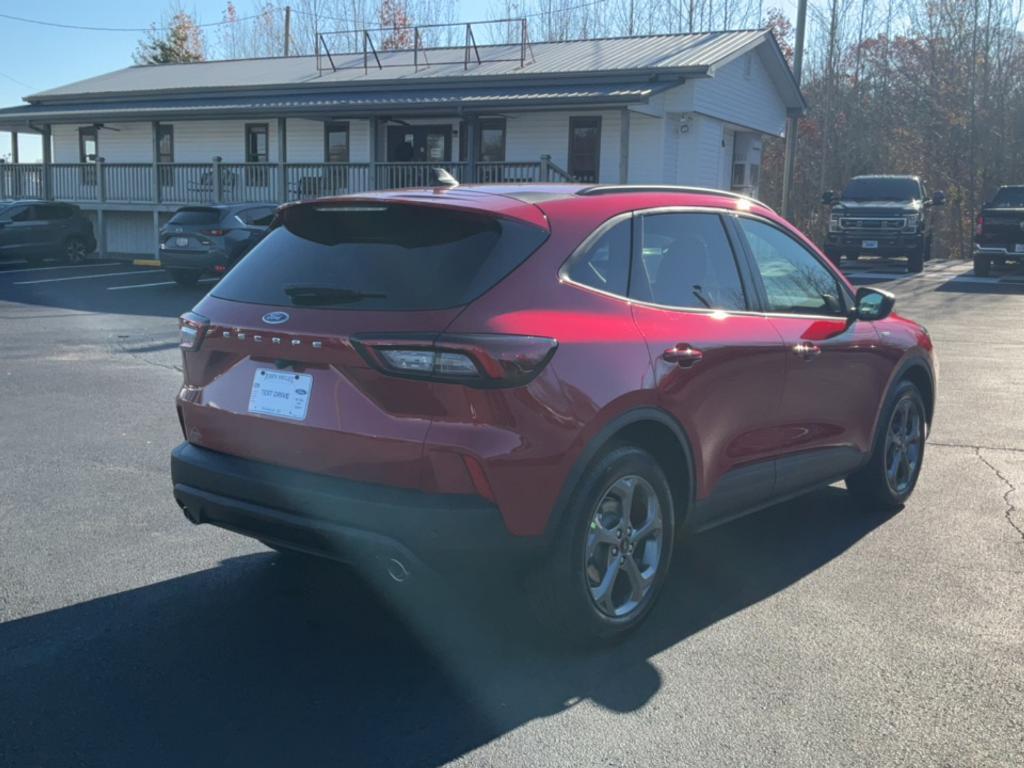 new 2025 Ford Escape car, priced at $31,970