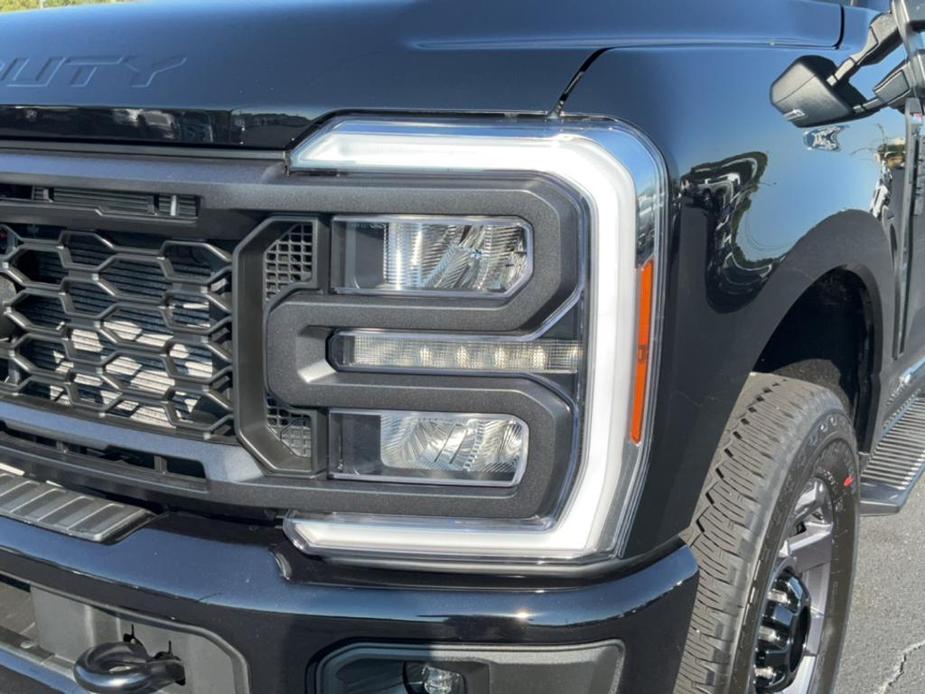 new 2024 Ford F-250 car, priced at $67,405