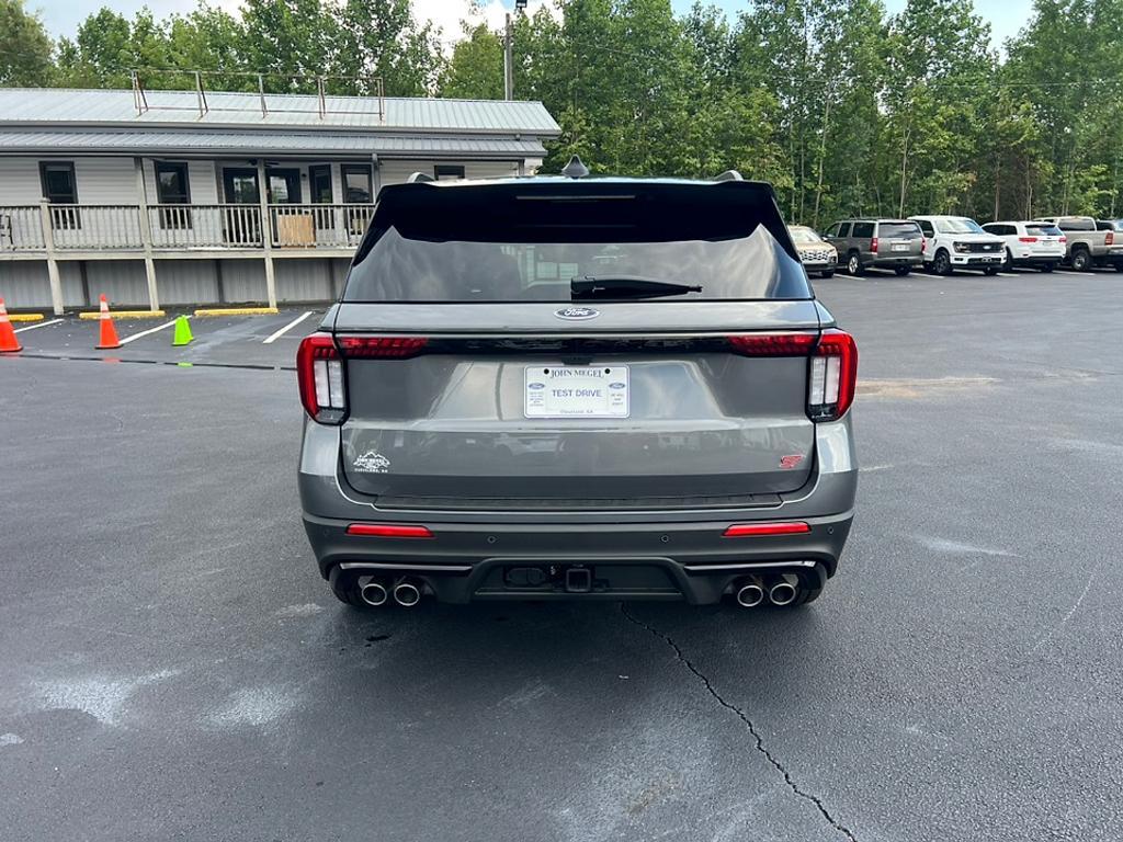 new 2025 Ford Explorer car, priced at $55,185
