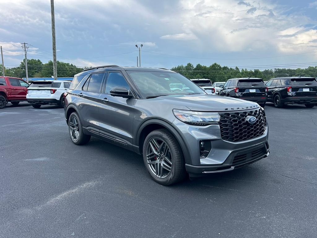 new 2025 Ford Explorer car, priced at $55,185