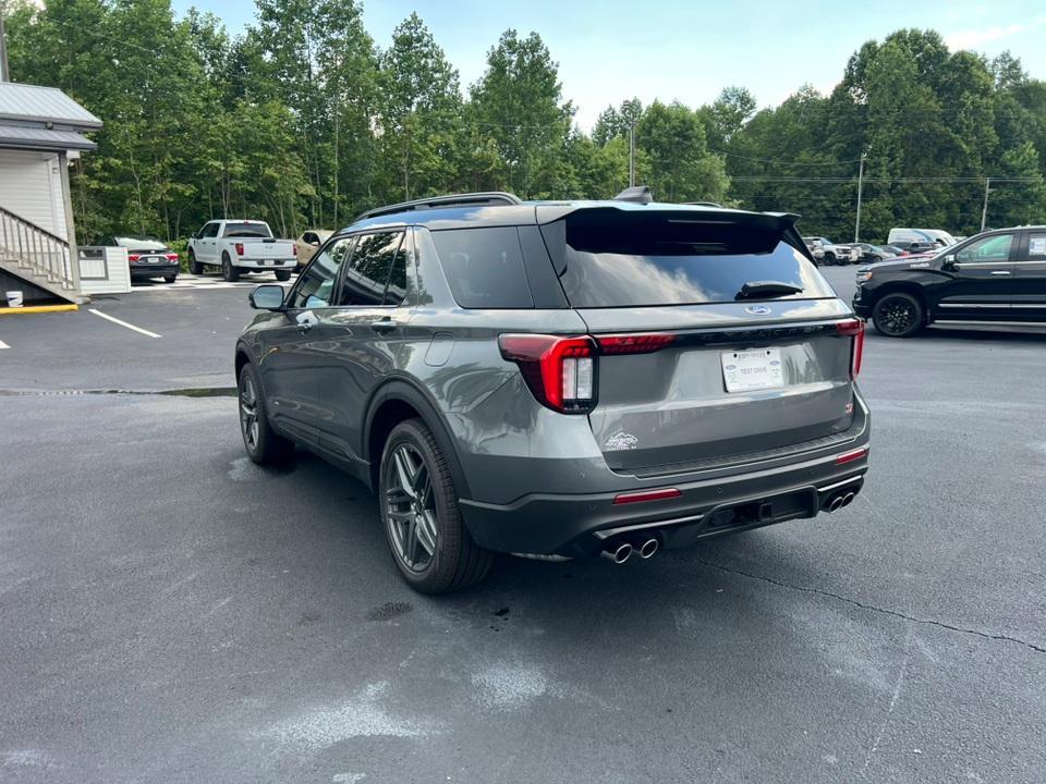 new 2025 Ford Explorer car, priced at $55,185