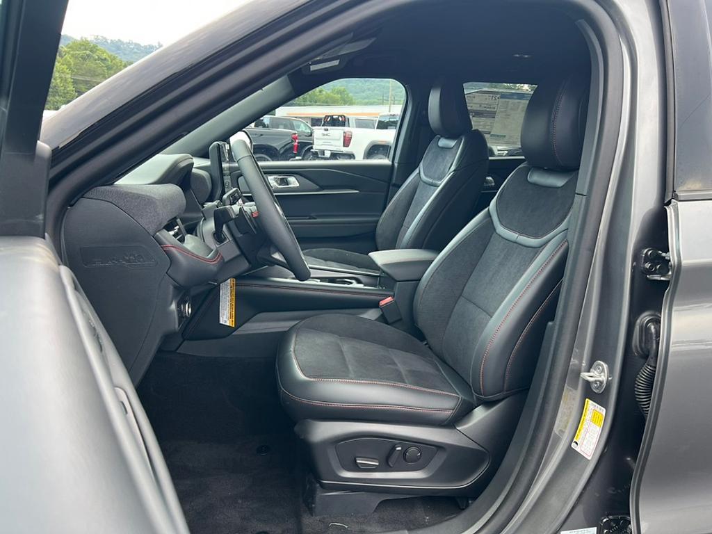 new 2025 Ford Explorer car, priced at $55,185