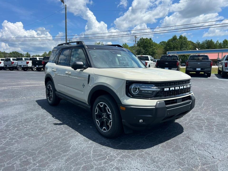 new 2025 Ford Bronco Sport car, priced at $35,420