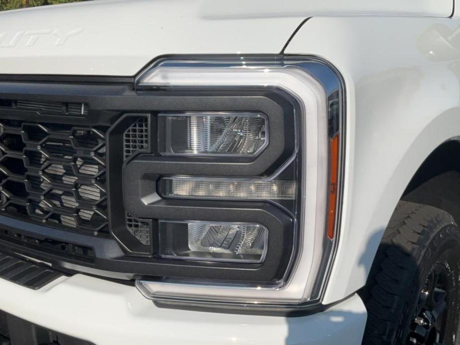 new 2024 Ford F-250 car, priced at $65,610