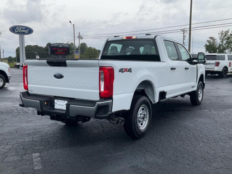 new 2024 Ford F-250 car, priced at $57,275