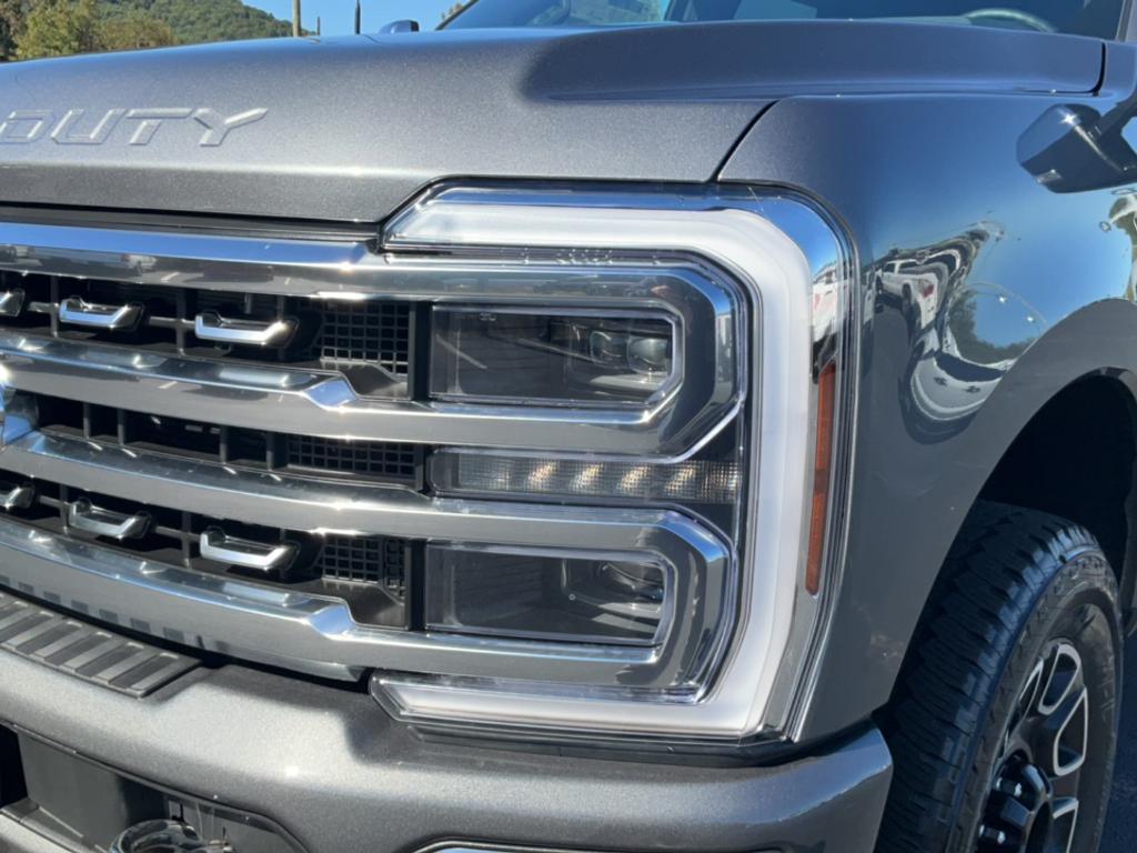 new 2024 Ford F-250 car, priced at $92,140