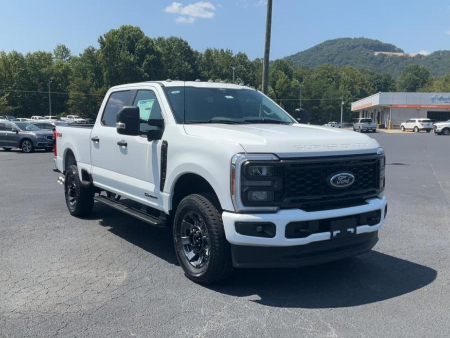 new 2024 Ford F-250 car, priced at $68,905