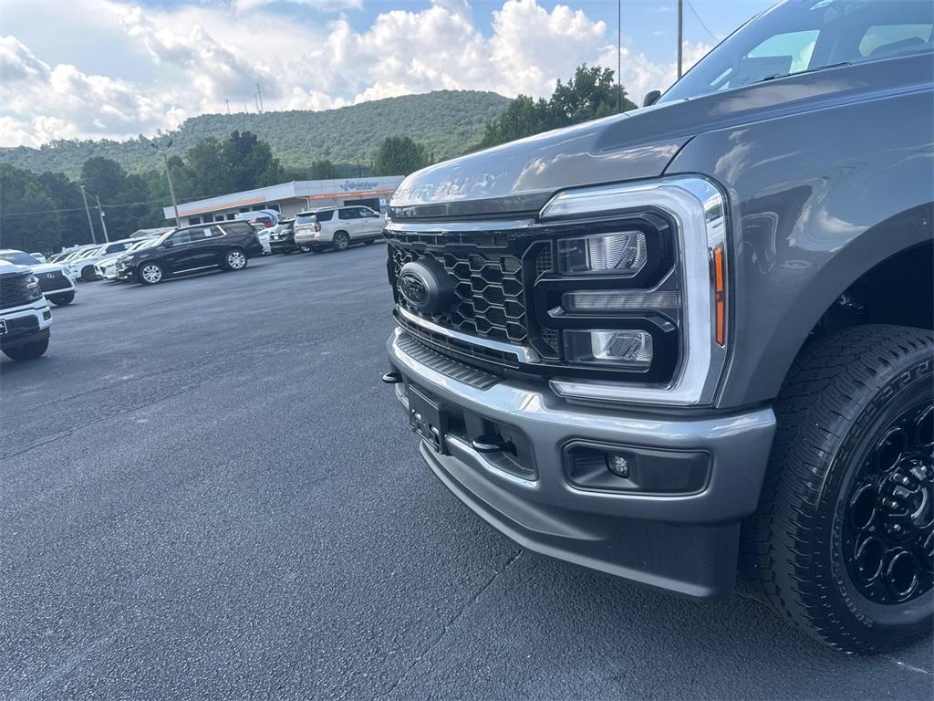 new 2025 Ford F-350 car, priced at $69,420