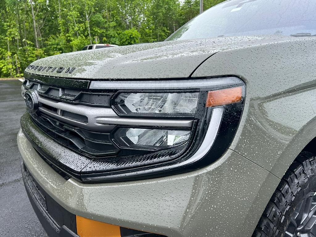 new 2025 Ford Expedition car, priced at $83,025