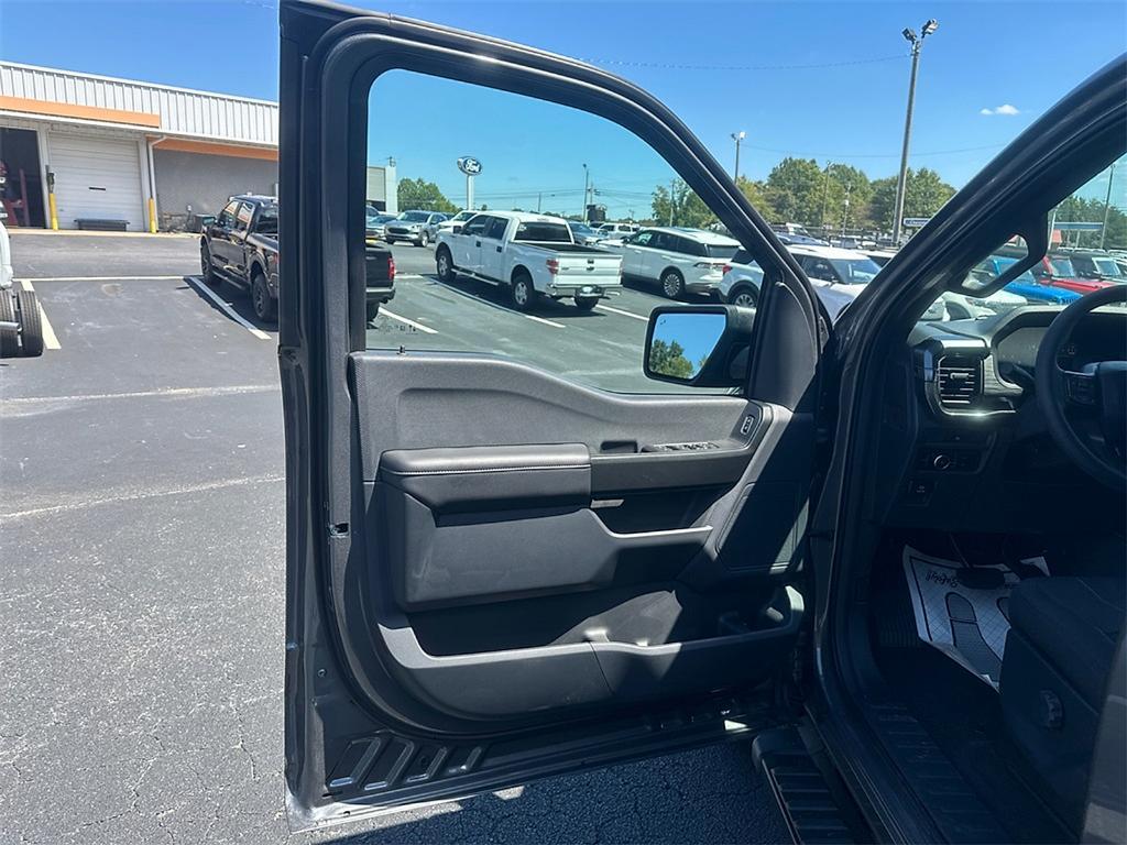 new 2025 Ford F-150 car, priced at $48,475