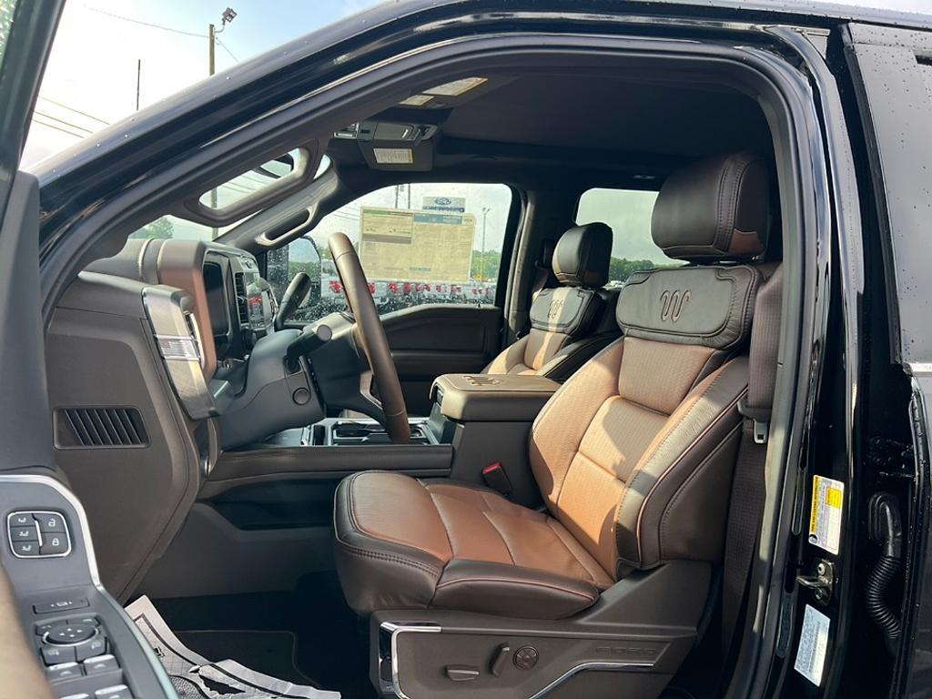 new 2025 Ford F-250 car, priced at $90,555