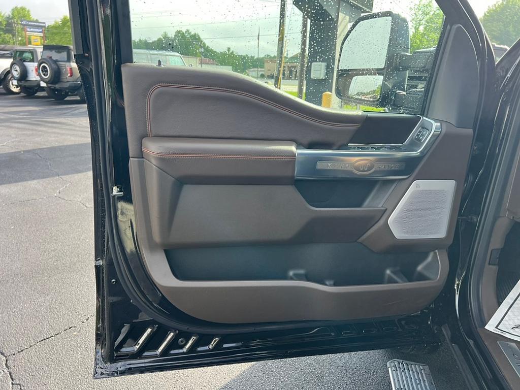 new 2025 Ford F-250 car, priced at $90,555