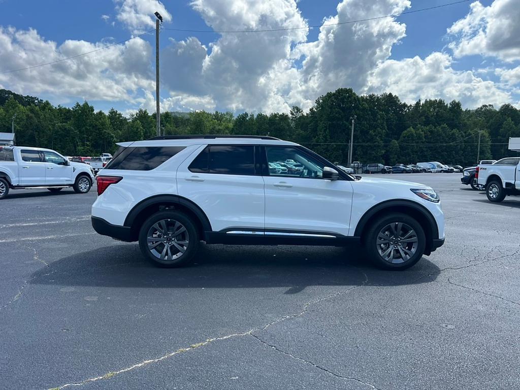 new 2025 Ford Explorer car, priced at $44,931