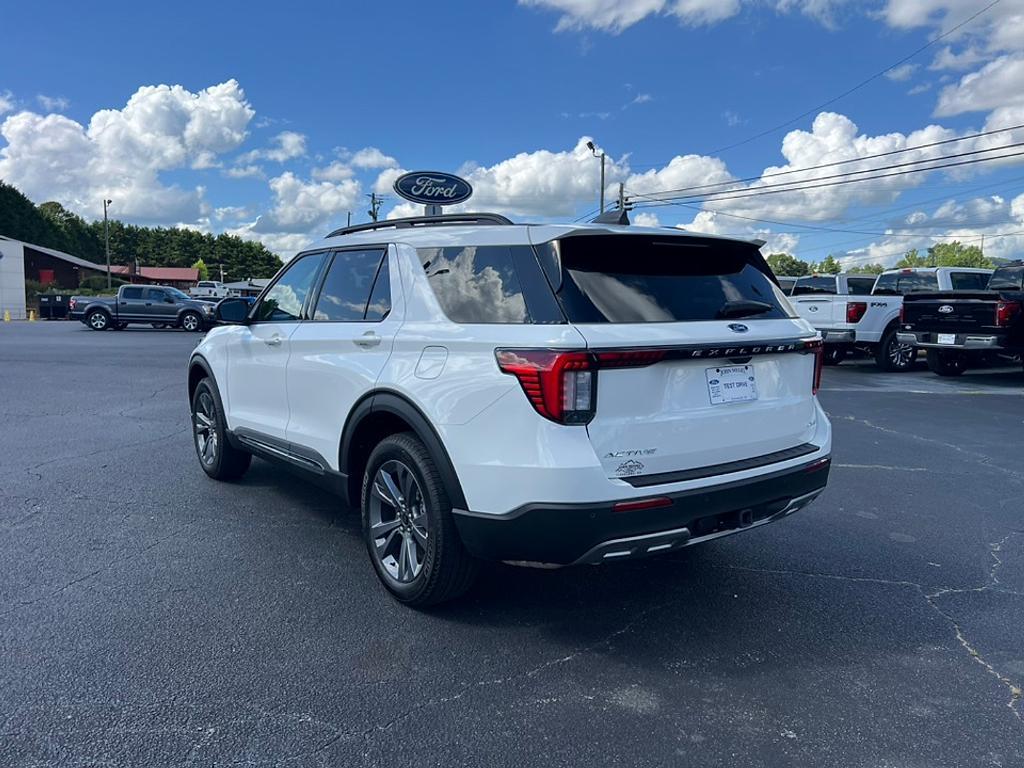 new 2025 Ford Explorer car, priced at $44,931