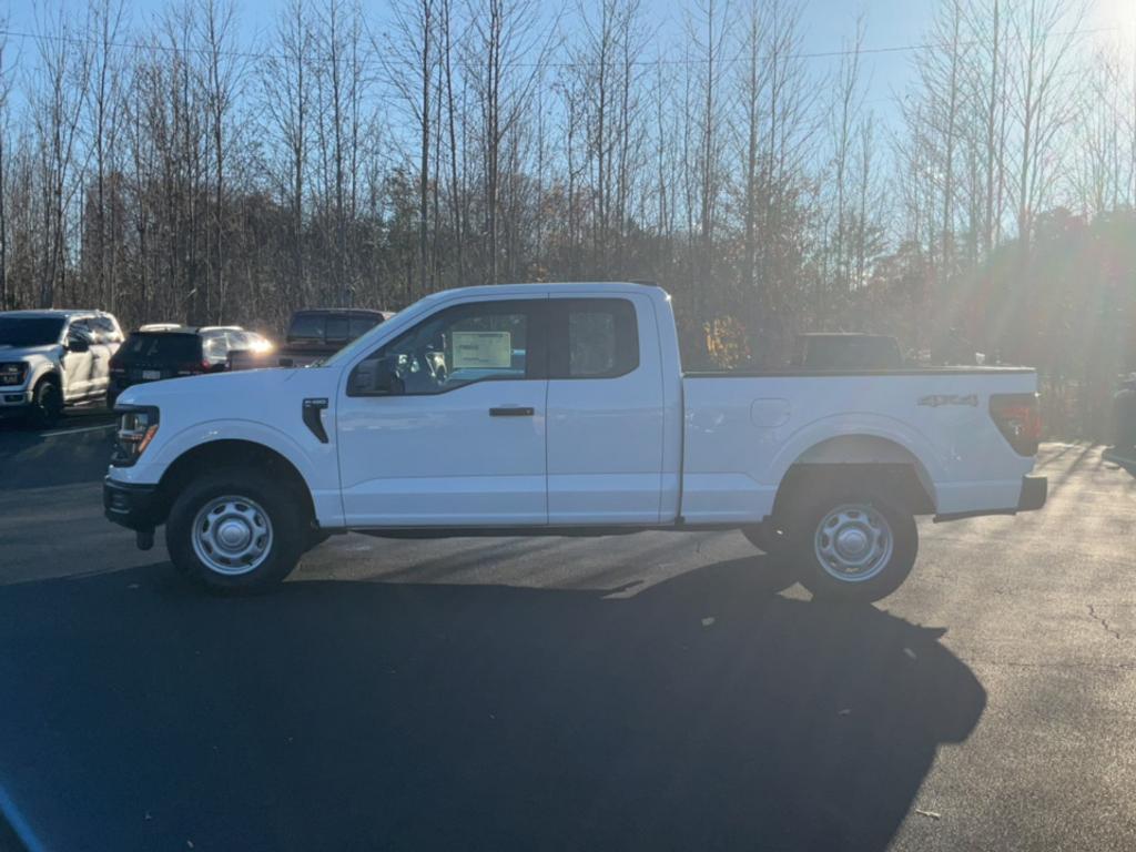 new 2024 Ford F-150 car, priced at $42,590