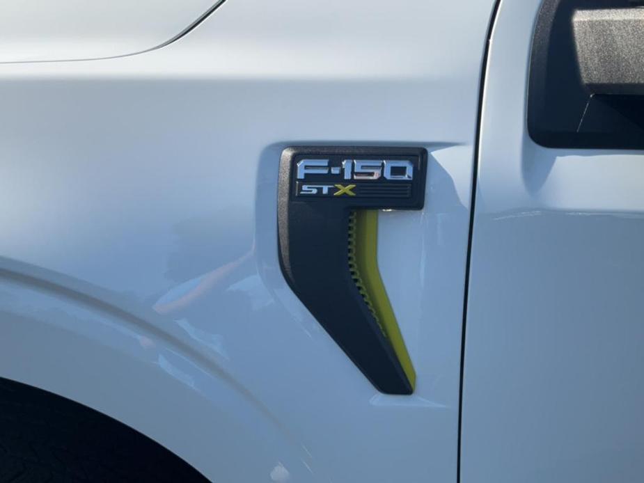 new 2024 Ford F-150 car, priced at $42,270