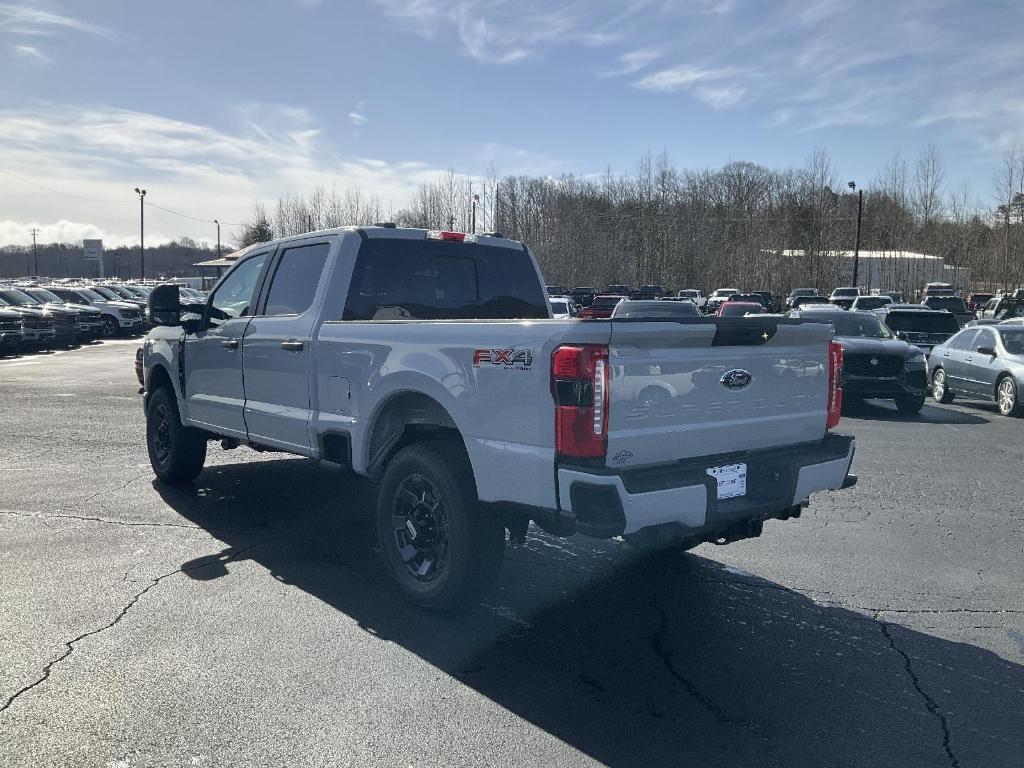 new 2025 Ford F-250 car, priced at $61,590