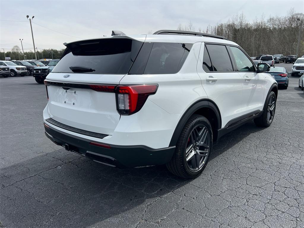 new 2025 Ford Explorer car, priced at $44,602