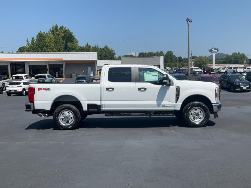 new 2024 Ford F-350 car, priced at $61,560