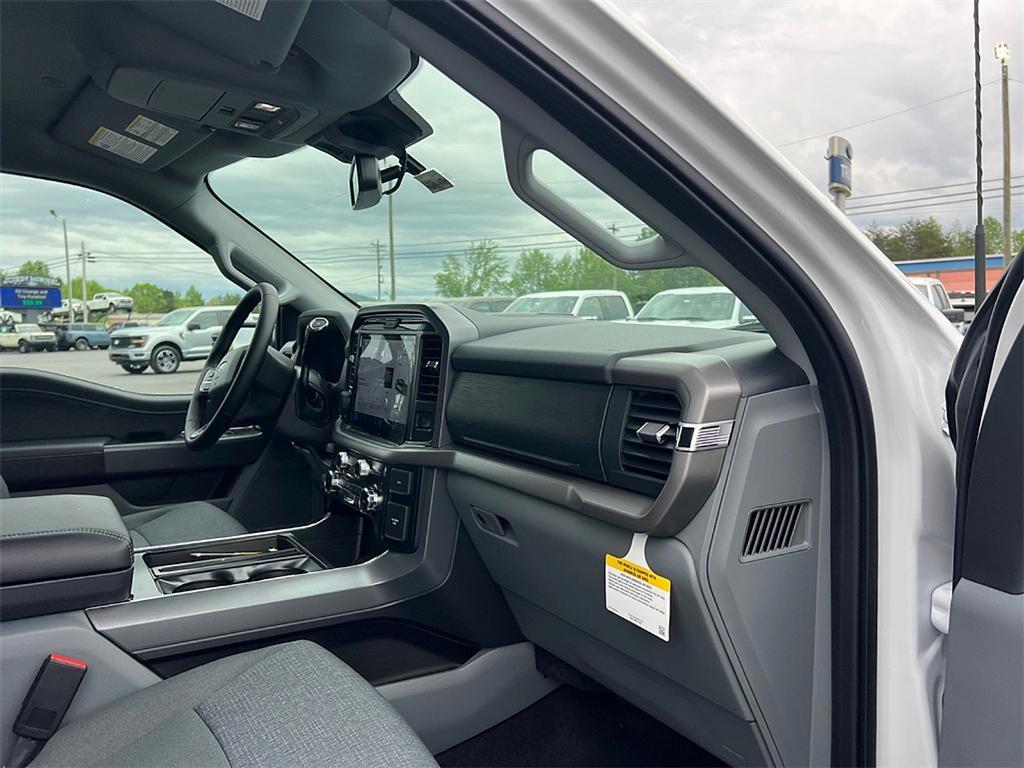 new 2025 Ford F-150 car, priced at $55,316