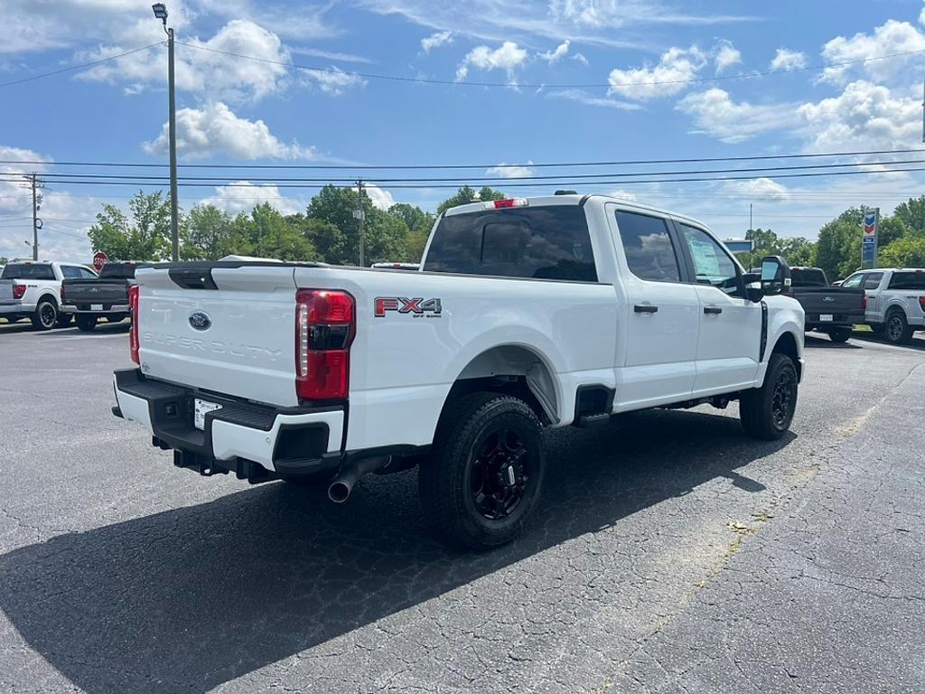 new 2025 Ford F-250 car, priced at $55,460