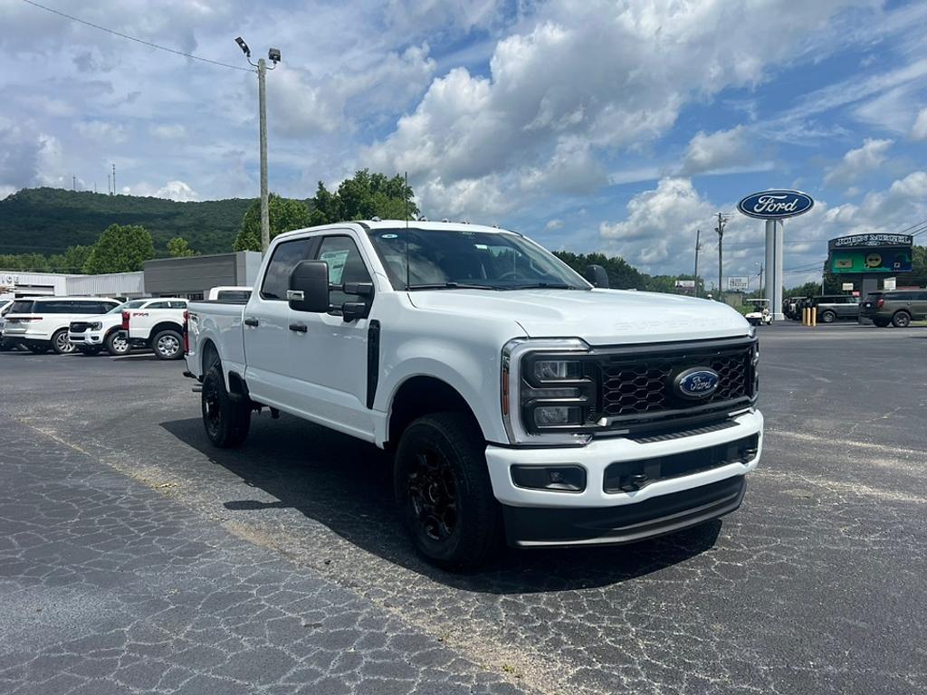 new 2025 Ford F-250 car, priced at $55,460