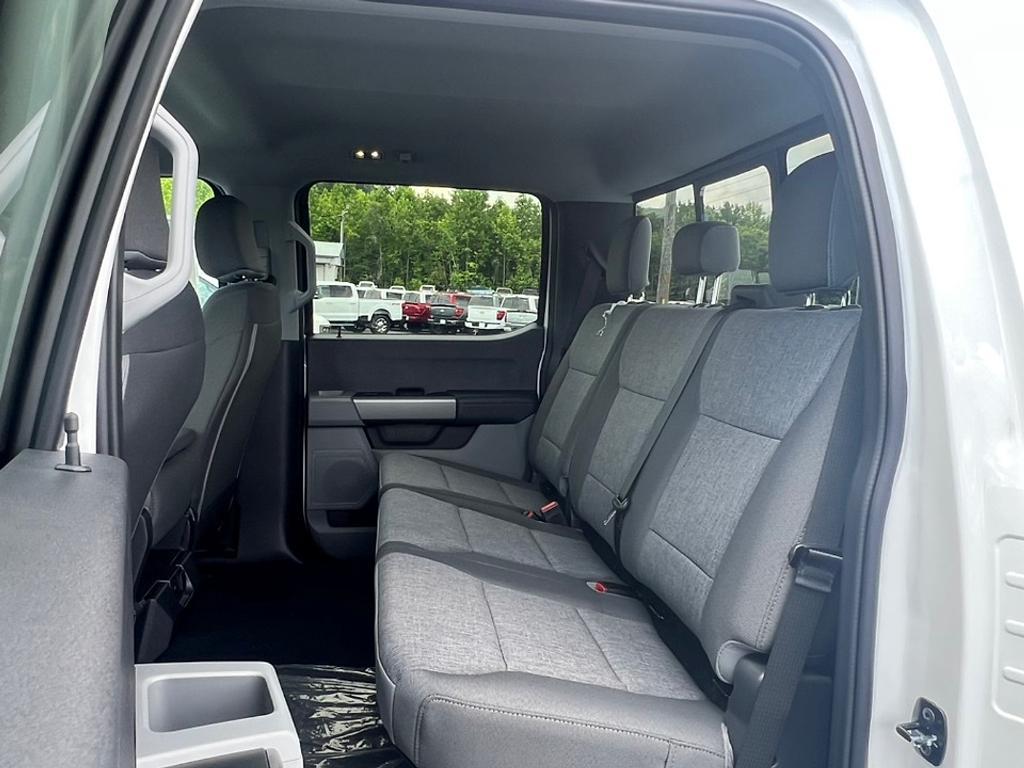 new 2025 Ford F-250 car, priced at $55,460