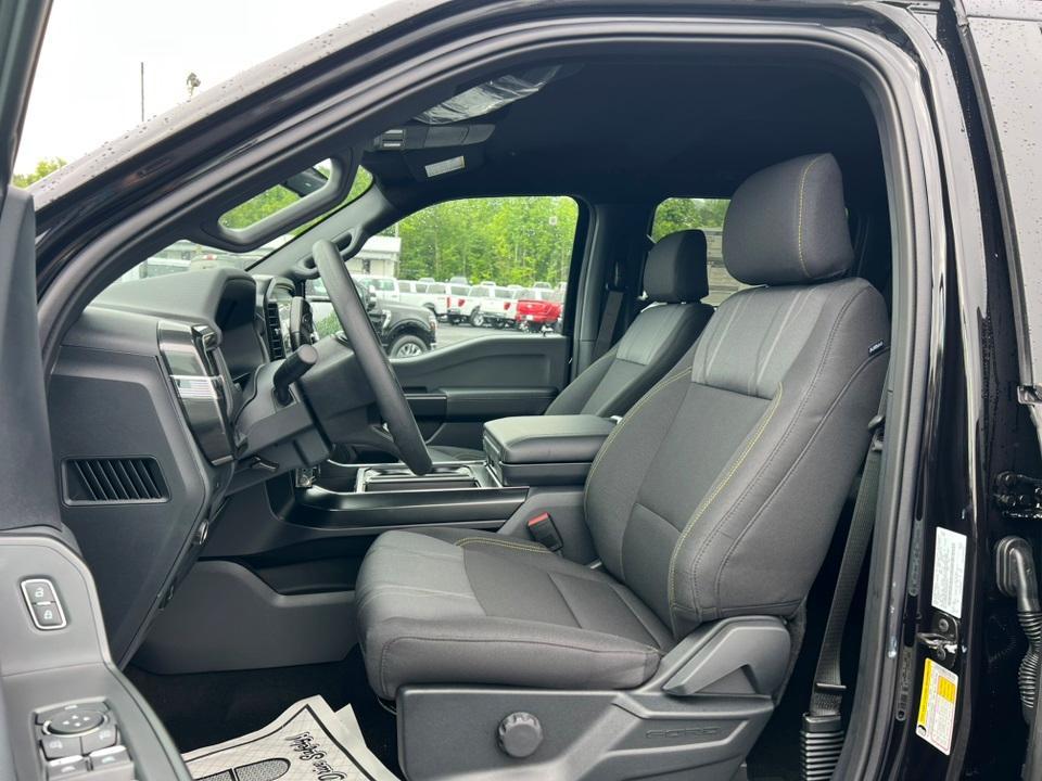 new 2025 Ford F-150 car, priced at $44,740