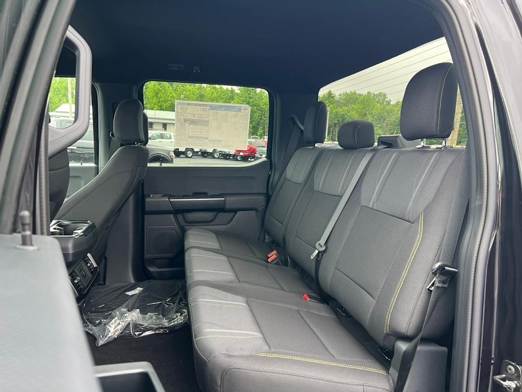 new 2025 Ford F-150 car, priced at $45,558