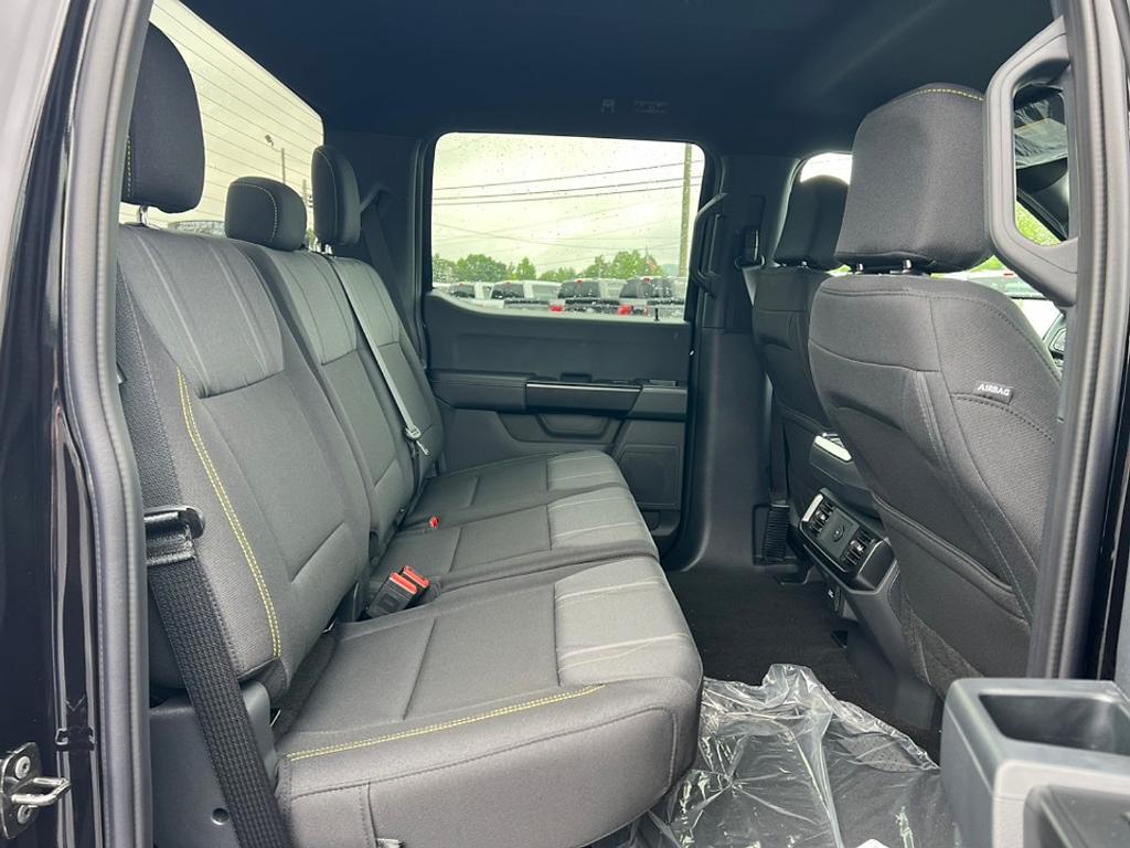 new 2025 Ford F-150 car, priced at $45,558