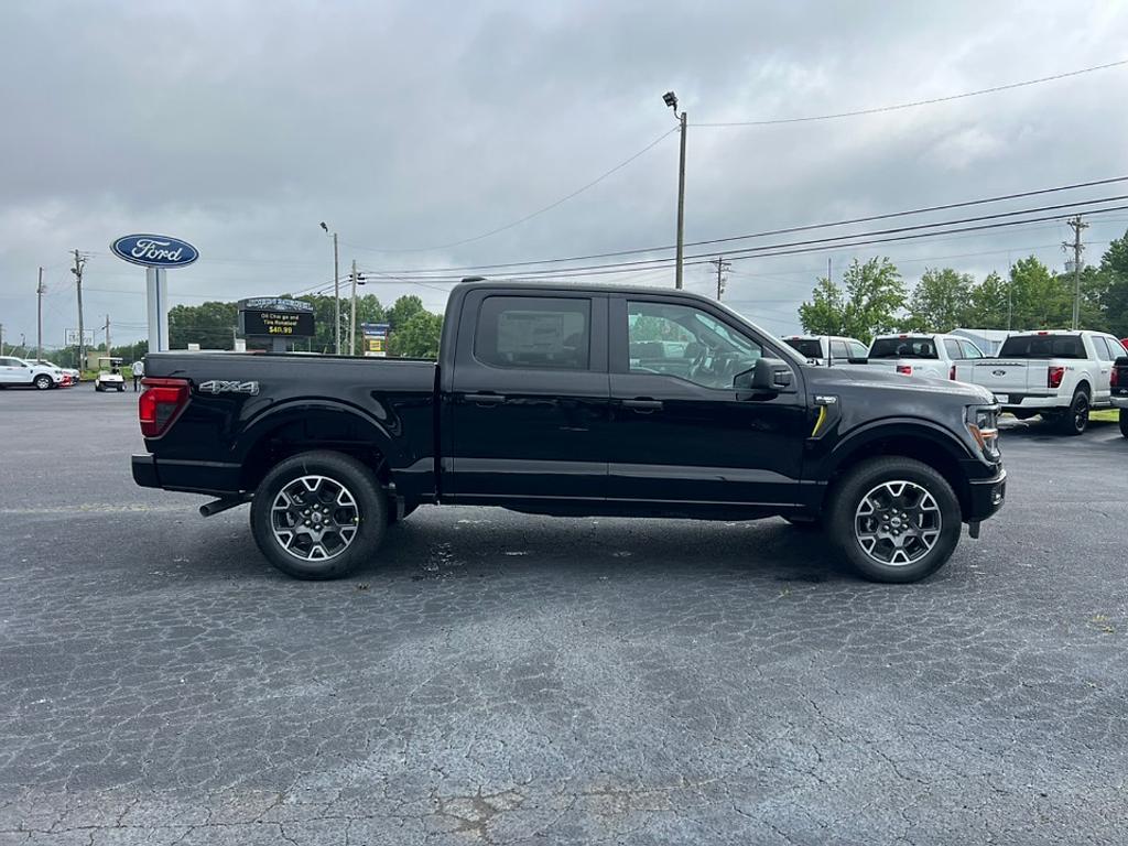 new 2025 Ford F-150 car, priced at $45,558