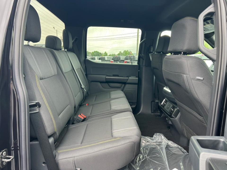new 2025 Ford F-150 car, priced at $44,740