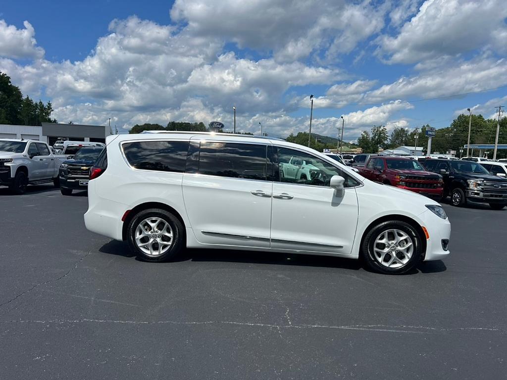 used 2020 Chrysler Pacifica car, priced at $25,499
