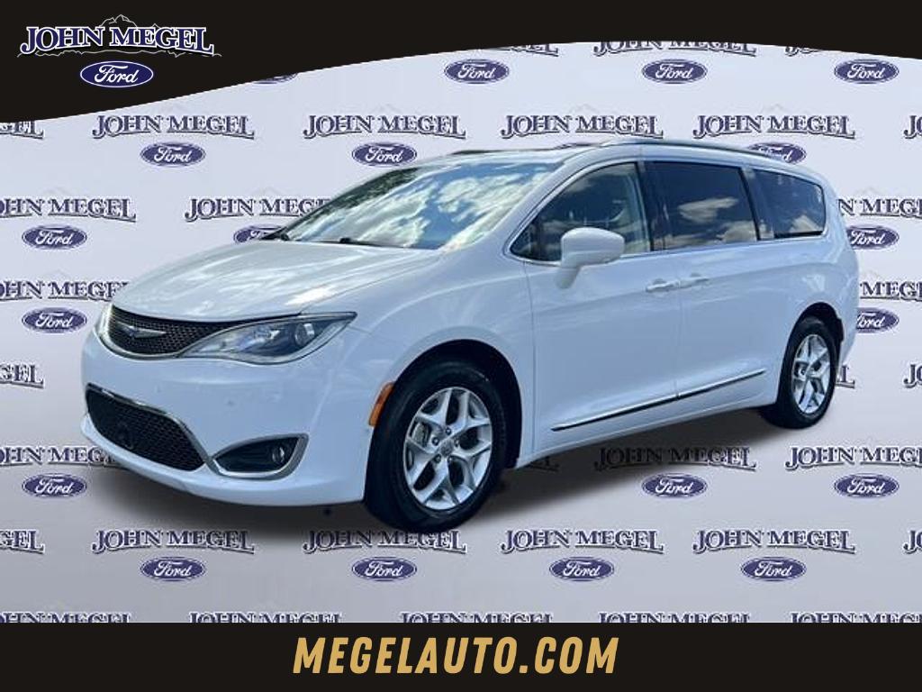 used 2020 Chrysler Pacifica car, priced at $25,499