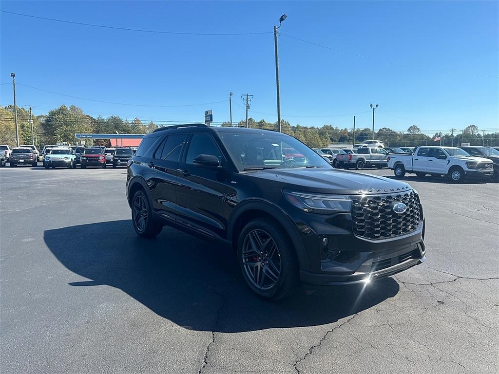 new 2025 Ford Explorer car, priced at $44,430