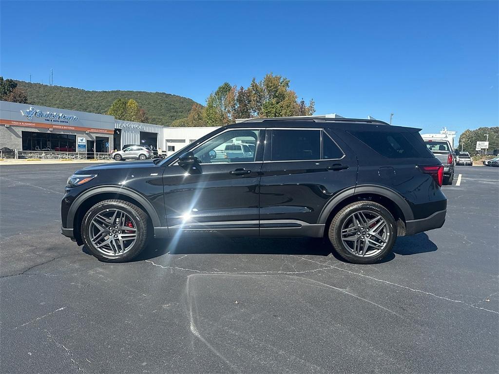 new 2025 Ford Explorer car, priced at $44,430