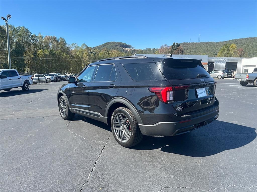 new 2025 Ford Explorer car, priced at $44,430