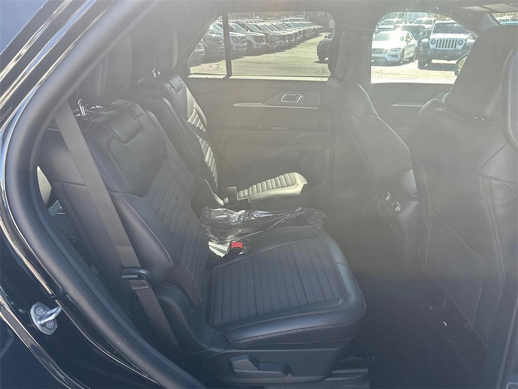 new 2025 Ford Explorer car, priced at $44,430