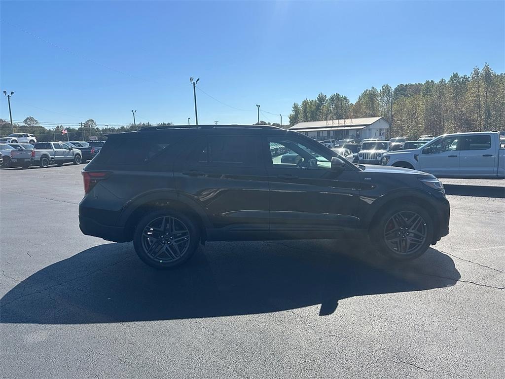 new 2025 Ford Explorer car, priced at $44,430