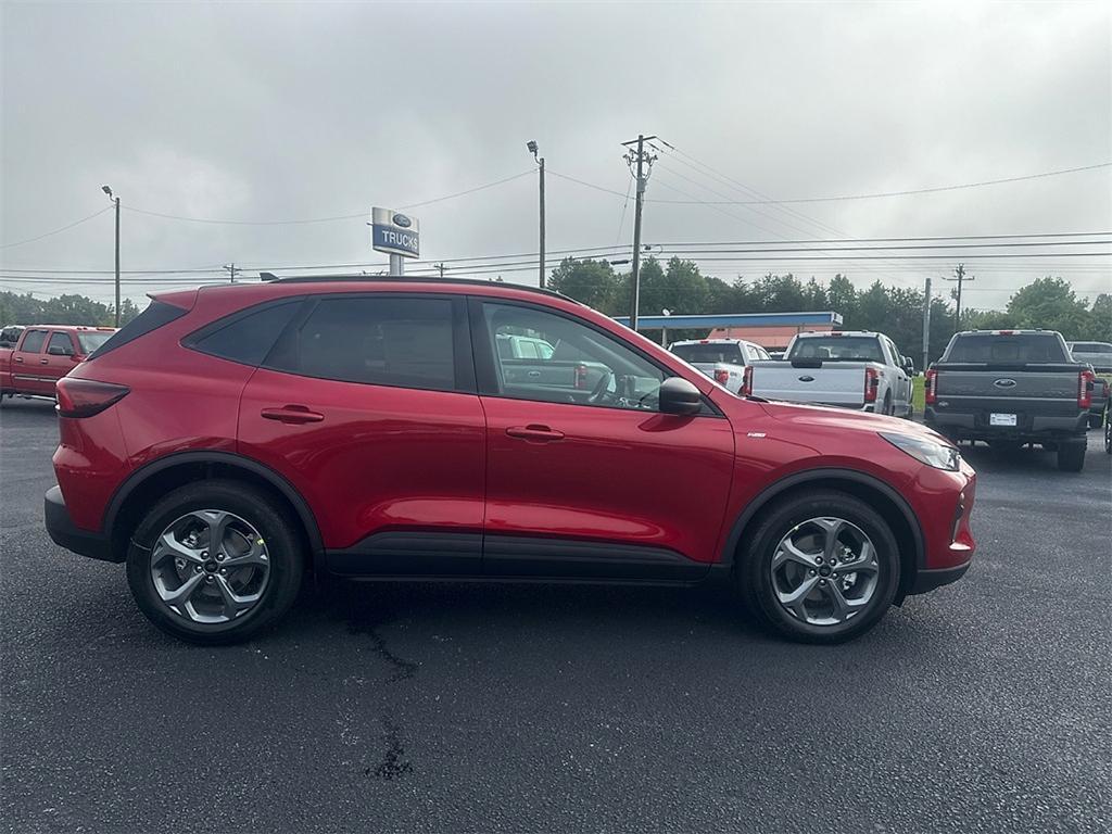 new 2025 Ford Escape car, priced at $25,840