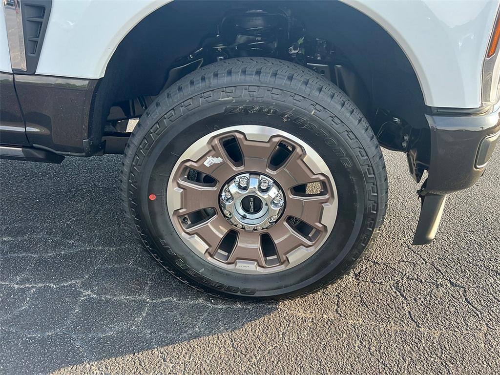 new 2025 Ford F-250 car, priced at $91,555